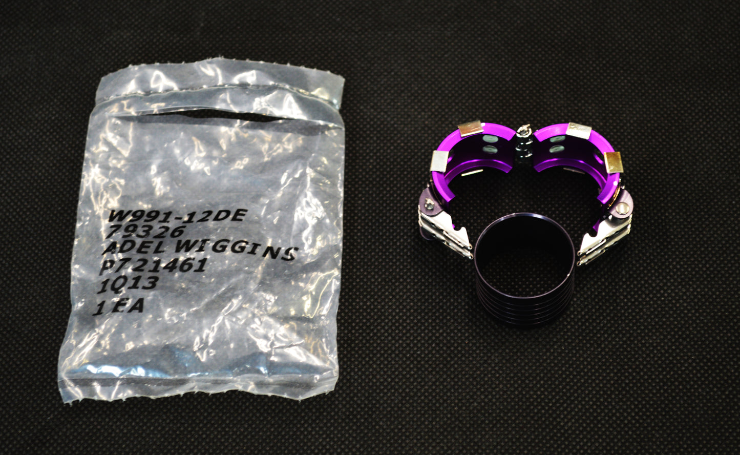 Adel Wiggins - Flexible Clamshell Coupling - W991-12DE
