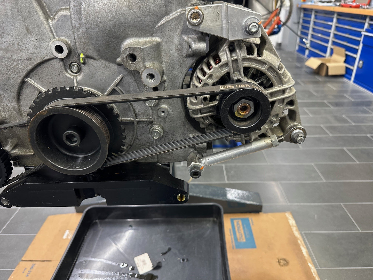 VQHR Motorsport Series - Billet alternator mount (OEM series)